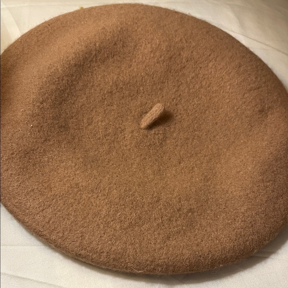 Soia & Kyo Tan Beret
